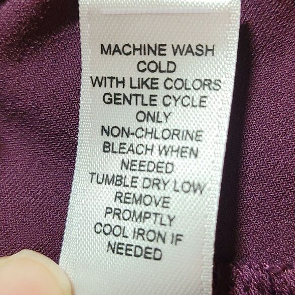 Woman's purple and black tunic top - Picture 6 of 6